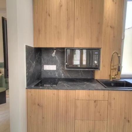 T2 Apartment Cannes
